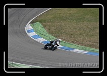 1000km2008_010 * 3504 x 2336 * (3.81MB)